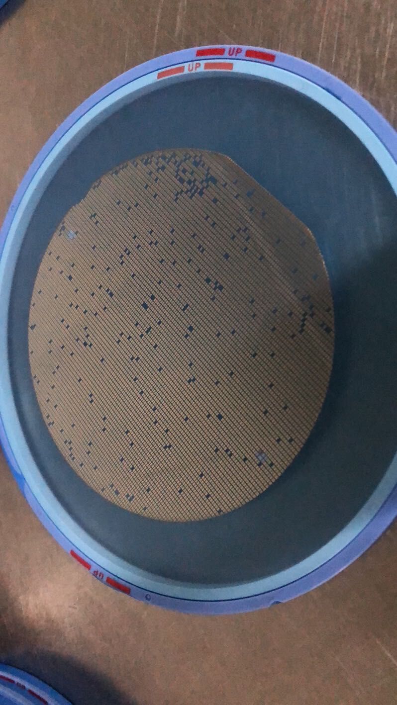 ɽ����̨�ƽ�оƬ���հ뵼��оƬ